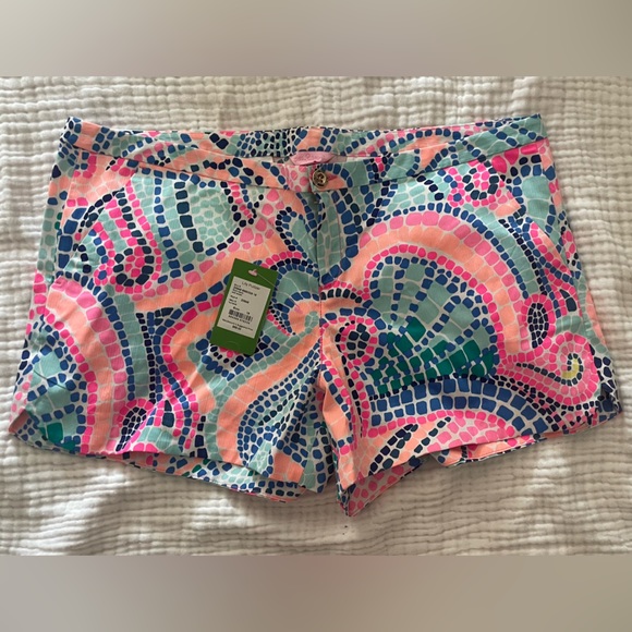Lilly Pulitzer Shorts - Picture 1 of 3